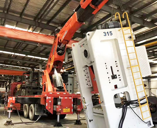 八所镇提升工作效率，选择优质折臂吊租赁服务